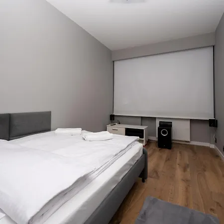 Rentplanet - Kasztelanska Appartement